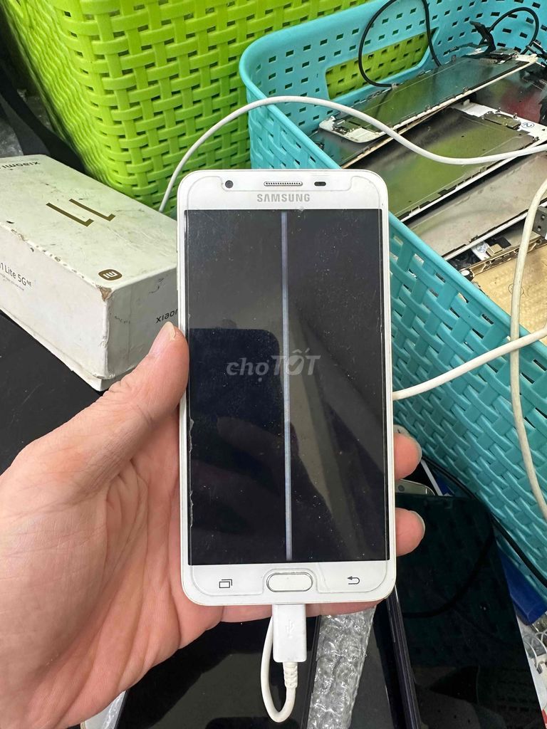 Bán Xác.Máy.J7prime zin hỏng màn