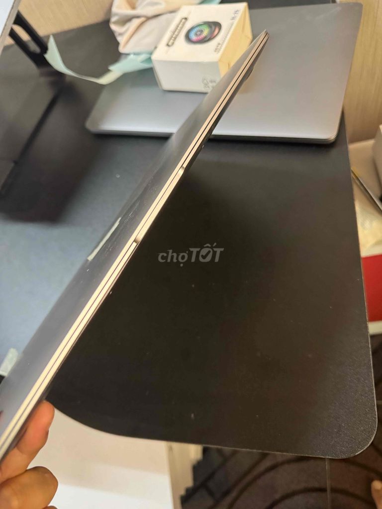 Macbook Air 13” 2020 i5/8g/512g gray bh3 tháng. Mua bán Laptop tại Quận 3 Tp Hồ Chí Minh được đăng bởi Phúc Nguyễn hình 1