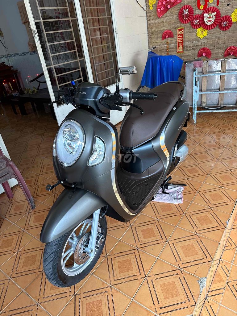 Bán scoopy 2021 BS 65 ngây chủ. Mua bán Xe máy tại Quận Ninh Kiều Cần Thơ được đăng bởi Bình bán xe trao đổi tại nhà hình 5