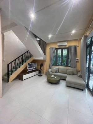 Rent · 2 bd · 100 м² · Quận Ngũ Hành Sơn, ул. Đường Đỗ Bá