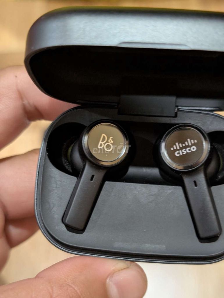 Tai nghe không dây Bang & Olufsen Cisco 950 Đen. Mua bán Tivi, Âm thanh tại Thành phố Vũng Tàu Bà Rịa - Vũng Tàu được đăng bởi peter nguyen hình 1