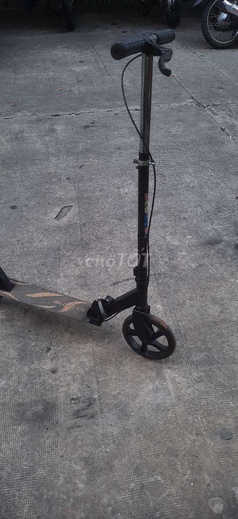 Xe scoooter tai tron 100kg