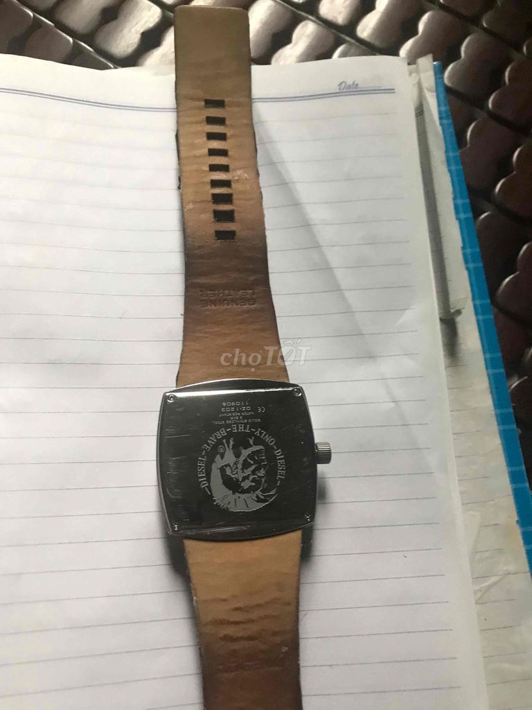 Đồng hồ Diesel nam dây da đen mặt chữ nhật. Mua bán Đồng hồ tại Thành phố Huế Thừa Thiên Huế được đăng bởi Ts Door hình 2