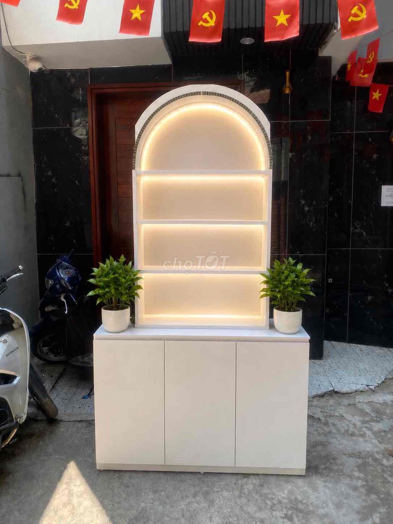 Tủ trưng bày Gỗ cốt xanh Trắng Mới. Mua bán Tủ, kệ gia đình tại Quận Hai Bà Trưng Hà Nội được đăng bởi Đoàn Văn Sơn hình 1