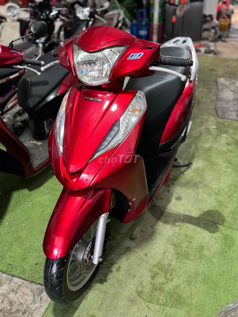 Honda Lead 125/ Zin Cực Êm/ Ngay Chủ 65. Mua bán Xe máy tại Quận Bình Thuỷ Cần Thơ được đăng bởi CỬA HÀNG XE MÁY VŨ Fi hình 1