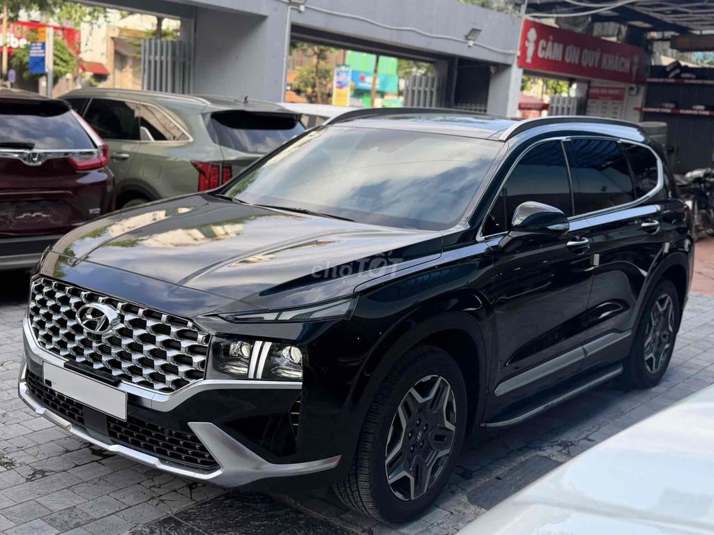 Hyundai SantaFe Premium 2.5L HTRAC, почти новый