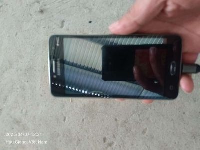Samsung j2 prime  và j3 2016 nứt kính. Mua bán Điện thoại tại Quận Ninh Kiều Cần Thơ được đăng bởi Lê  Thanh Tâm