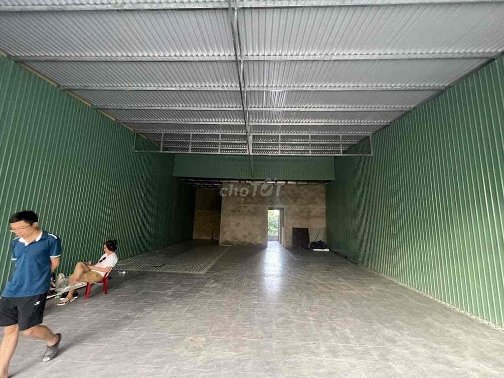 CHO THUÊ NHÀ MẶT TIỀN LÊ QUANG ĐẠO DIỆN TÍCH : GẦN 200m2 ngang 10m