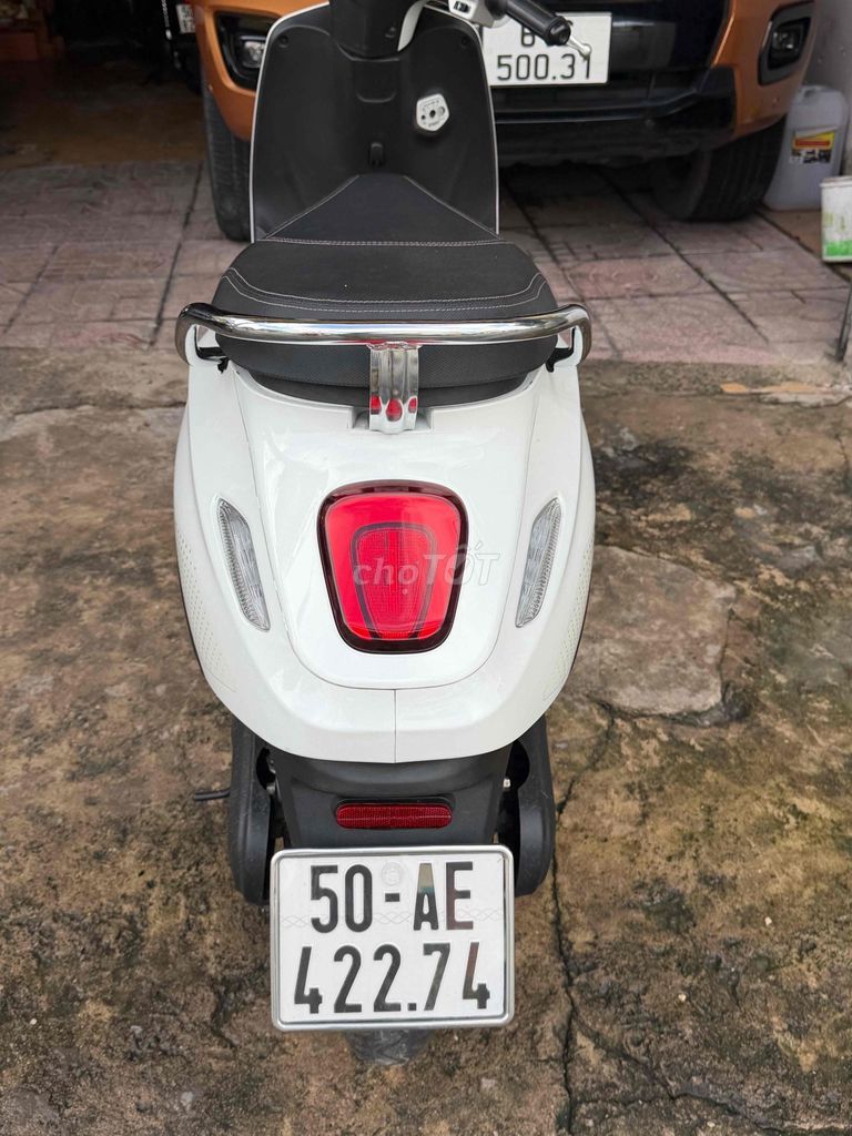 Электроскутер VinFast Evo Gran Белый 3000 км