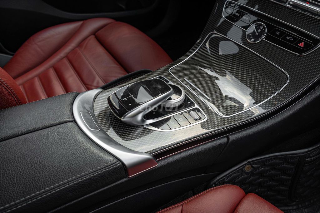 Hàng hiếm C300 AMG 2018 Trắng đỏ đồ chơi nhiều. Mua bán Ô tô tại Quận 7 Tp Hồ Chí Minh được đăng bởi tuấn anh hình 10