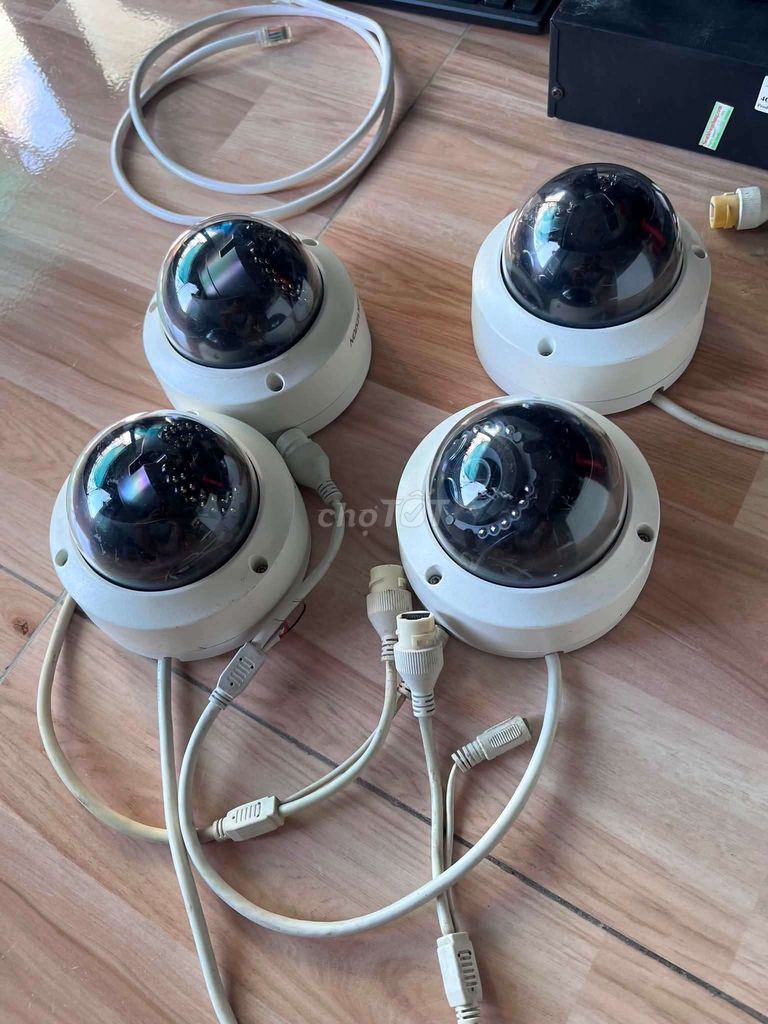 Camera an ninh PoE ghi hình ngày đêm Trắng 1TB. Mua bán Máy ảnh, Máy quay tại Quận 3 Tp Hồ Chí Minh được đăng bởi Shop Cam và Thẻ hình 1