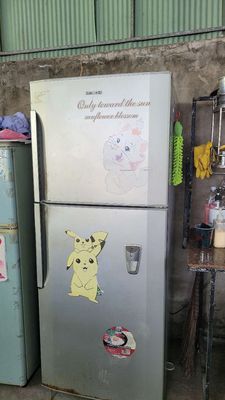Tủ lạnh hitachi 335 lít đã dùng máy còn mạnh