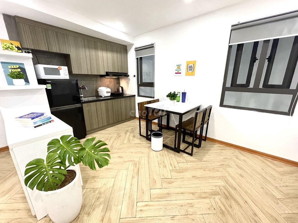 Phòng Studio to rộng mặt phố Yên Hoa 55m2