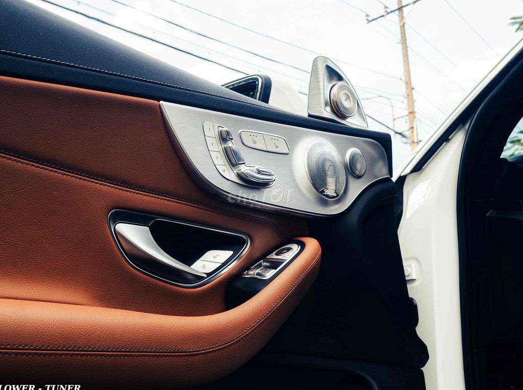 Mercedes Benz C Class 2017 C300 Coupe - 32000 km. Mua bán Ô tô tại Quận Tân Phú Tp Hồ Chí Minh được đăng bởi phat hình 10