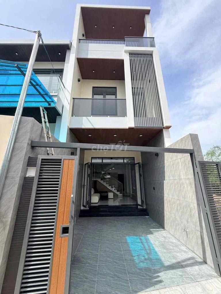 bán nhà 2 lầu phường bửu hoà giá rẻ chỉ hơn 3ty xíu