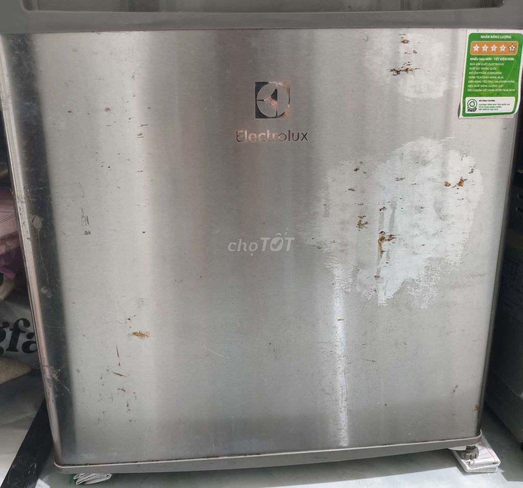 Tủ lạnh mini Electrolux 46 lít. Mua bán Tủ lạnh tại Thành phố Đà Lạt Lâm Đồng được đăng bởi Nguyễn Trần Đặng Sang hình 1