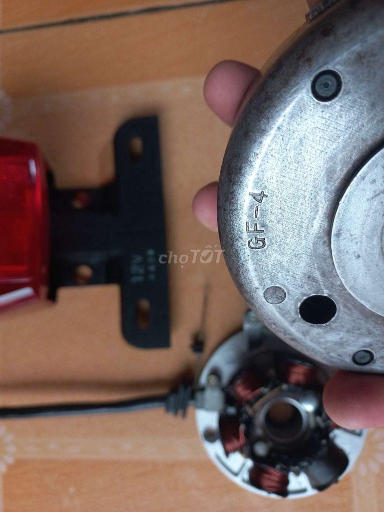 Vô lăng mâm lửa và cụm đèn hậu zin xe Cub. Mua bán Phụ tùng xe tại Quận Hà Đông Hà Nội được đăng bởi Lê Công Tuấn Anh hình 4