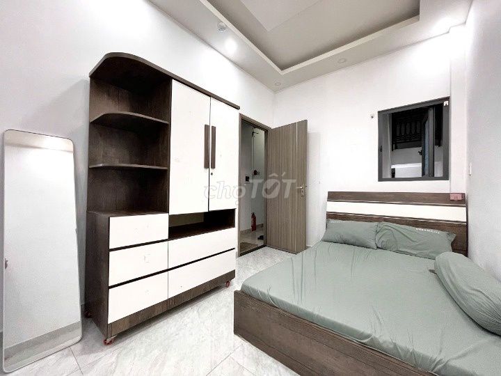 Thang máy , đủ nội thất Thoại Ngọc Hầu - Quách Hữu Nghiêm - Phú Thạnh