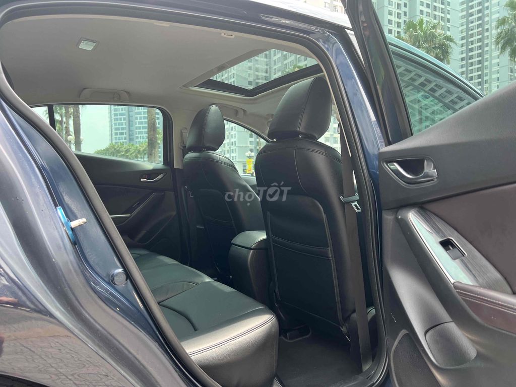 Mazda 3 2018 1.5 AT 6 vạn zin xuất sắc 100%. Mua bán Ô tô tại Quận Hai Bà Trưng Hà Nội được đăng bởi Hải Trần hình 12