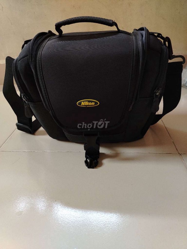 Máy ảnh Nikon D3100 Đen. Mua bán Máy ảnh, Máy quay tại Quận 7 Tp Hồ Chí Minh được đăng bởi Jimmy hình 1