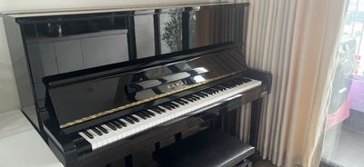 ĐÀN PIANO CƠ KAWAI KU1 NHƯ MỚI CÒN BH 10 NĂM