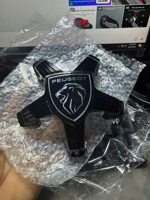 ỐP LOGO  Peugeot CHÍNH HÃNG 4008/5008 P308/408/508. Mua bán Phụ tùng xe tại Thành phố Dĩ An Bình Dương được đăng bởi hàng mới thanh lý 1 nữa giá
