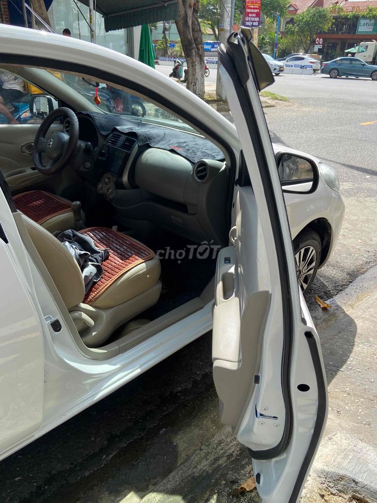 Nissan Sunny 2016 1.5 XL - 98000 km. Mua bán Ô tô tại Quận Hải Châu Đà Nẵng được đăng bởi  Tan Vo hình 9