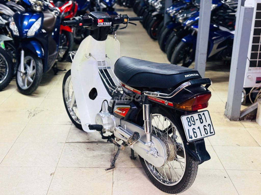 Мотосалон Thịnh Phát - Honda Dream Viet 2008 в отличном состоянии