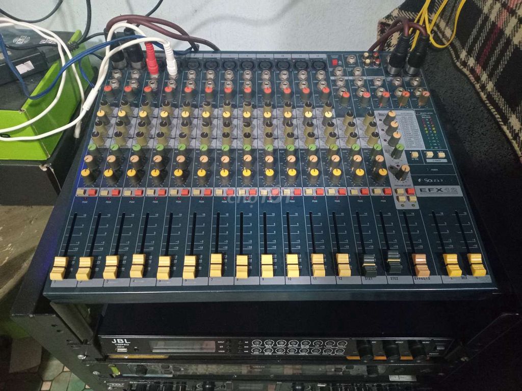 Mixer Soundcraft EFX 12 hàng bãi  mạch. Mua bán Tivi, Âm thanh tại Quận Gò Vấp Tp Hồ Chí Minh được đăng bởi binh hình 1