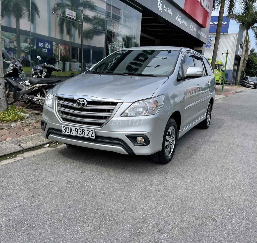 Toyota Innova 2015 - 101000 km