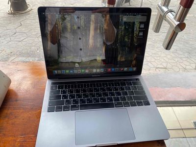 Macbook Pro 2018 - 13 inch , màu Gray. Mua bán Laptop tại Quận Lê Chân Hải Phòng được đăng bởi Macbook Hải Phòng