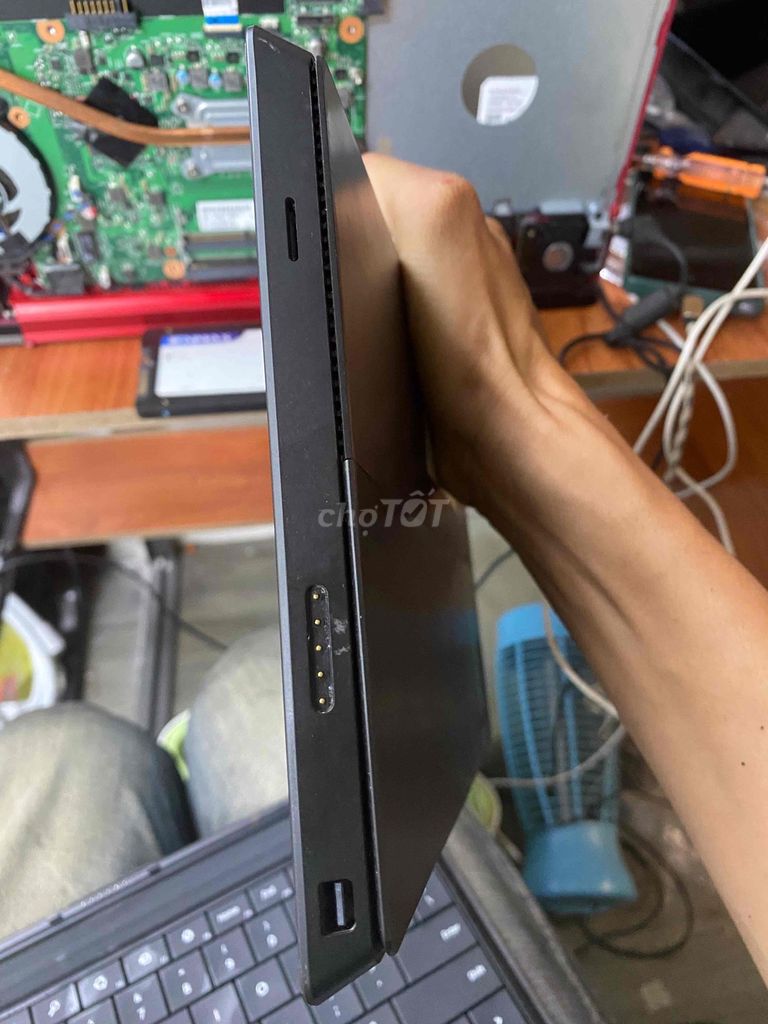 Microsoft Surface Pro 1 i5 4GB/128GB Đen. Mua bán Máy tính bảng tại Quận Phú Nhuận Tp Hồ Chí Minh được đăng bởi Luânnnnn hình 1