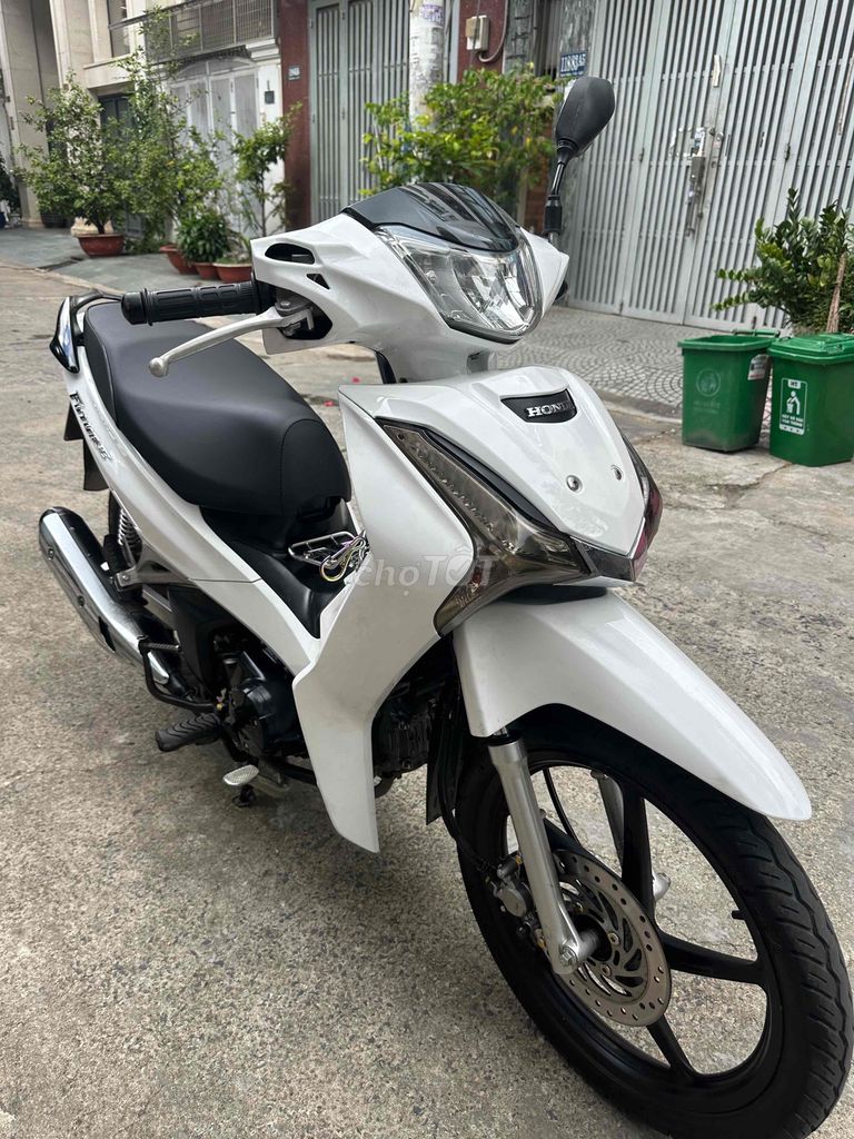 Future 2020 Led .BSTP 112.46 chính chủ công chứng. Mua bán Xe máy tại Quận Bình Thạnh Tp Hồ Chí Minh được đăng bởi Cửa hàng bán xe cũ hcm bình thạnh hình 3