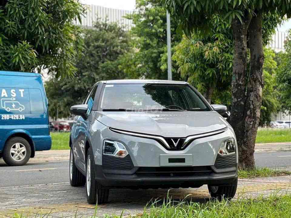 VinFast VF5 Plus 2025. Mua bán Ô tô tại Thành phố Đồng Xoài Bình Phước được đăng bởi Phạm Tuần hình 3