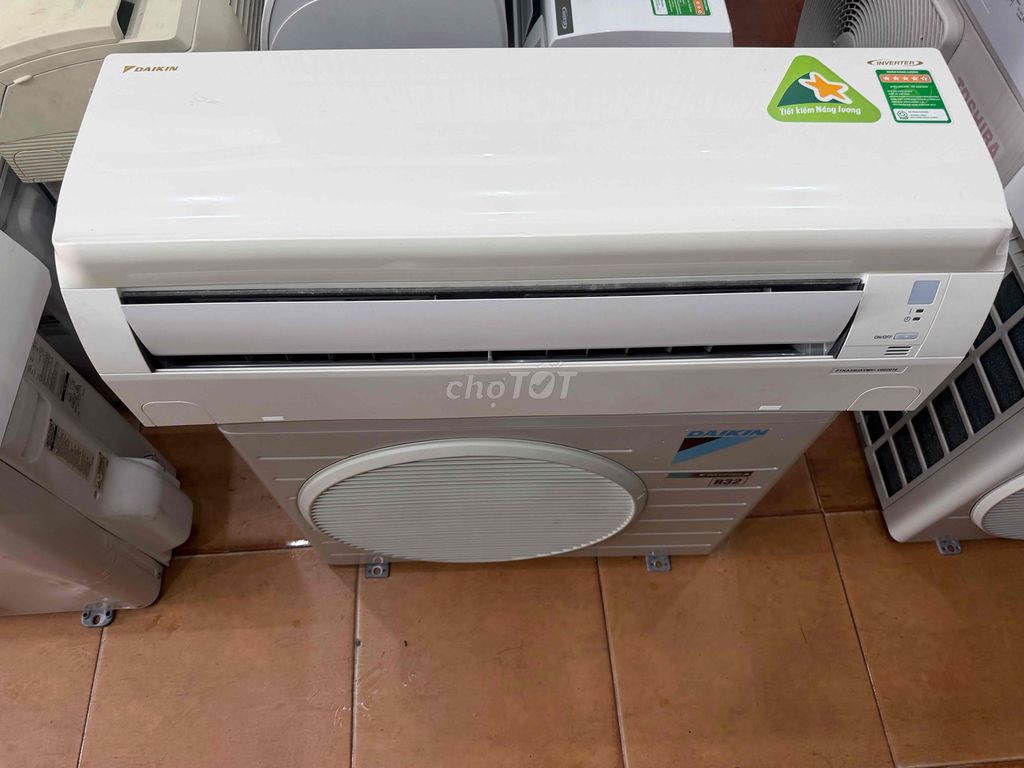 Máy lạnh Daikin inverter 1.5hp. Mua bán Máy lạnh, điều hoà tại Quận 10 Tp Hồ Chí Minh được đăng bởi Công Ty TNHH TM DV VT Kỹ Thuật  Hoàng Phúc hình 1