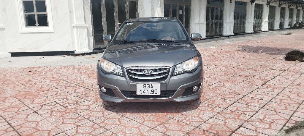 Hyundai Avante 2013 số sàn xe full đồ chơi