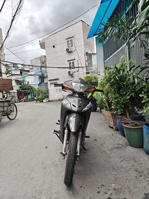 Bán wave 50cc máy êm bình đề đầy đủ. Mua bán Xe máy tại Quận 6 Tp Hồ Chí Minh được đăng bởi Minh Nam
