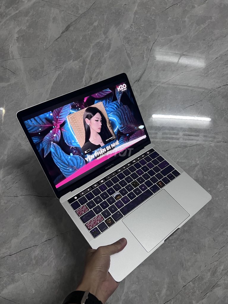 MacBook Pro Core i5 16GB/1TB. Màn 2k. Mua bán Laptop tại Thành phố Vĩnh Long Vĩnh Long được đăng bởi Thanh Ngọc hình 1