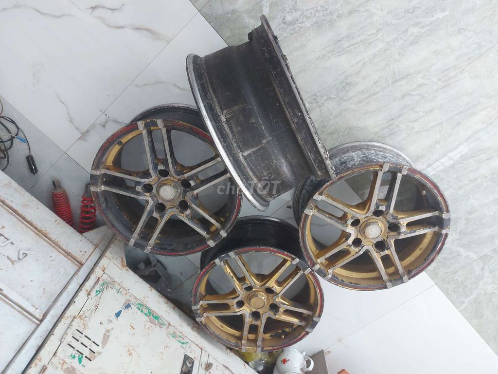 2 bộ mâm R15, 5 lổ ốc, hệ lổ 11cm. Mua bán Phụ tùng xe tại Huyện Cái Bè Tiền Giang được đăng bởi AN hình 1