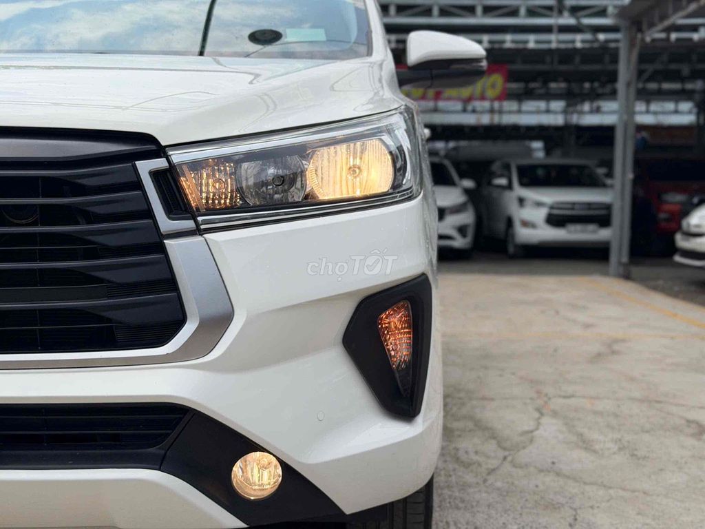 Toyota Innova 2022 photo 4