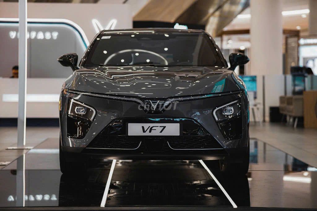 VinFast VF7 2025 Eco TT Chỉ 100 Củ Có Xe Ngay Luôn. Mua bán Ô tô tại Huyện Bình Chánh Tp Hồ Chí Minh được đăng bởi VinFast Tâm Phong Bình Chánh hình 2