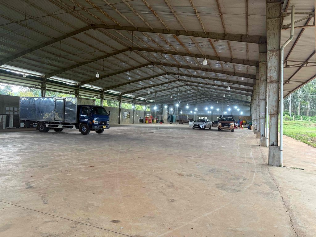 Xe đẹp . đồ zin . xem xe hốt liền. hoặc đổi xe 2.4. Mua bán Xe tải, xe ben tại Huyện Hóc Môn Tp Hồ Chí Minh được đăng bởi Huy hình 12