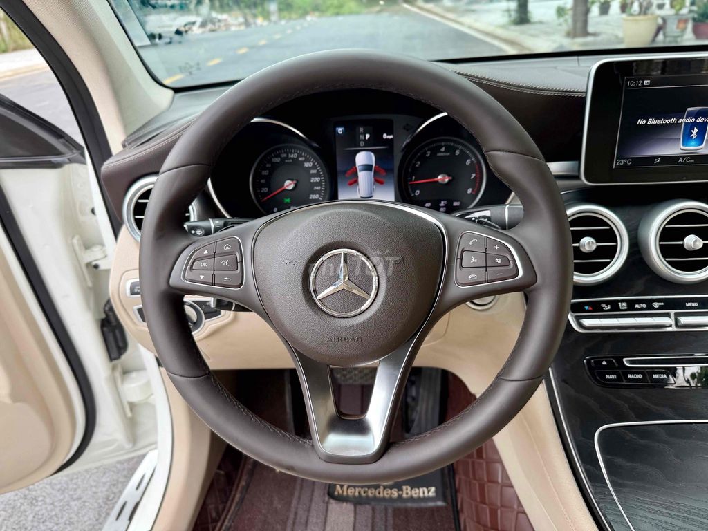 Mercedes Benz GLC Class 2018 300 4MATIC AT - 54000. Mua bán Ô tô tại Quận 6 Tp Hồ Chí Minh được đăng bởi Quang Thuận Quân hình 11