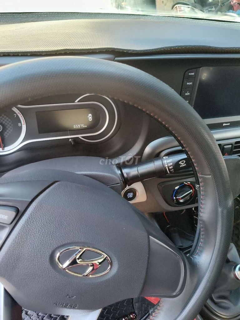 Hyundai Grand i10 Sedan 2021 1.2MT Bạc. Mua bán Ô tô tại Thành phố Thuận An Bình Dương được đăng bởi Ali Dương Phạm hình 4