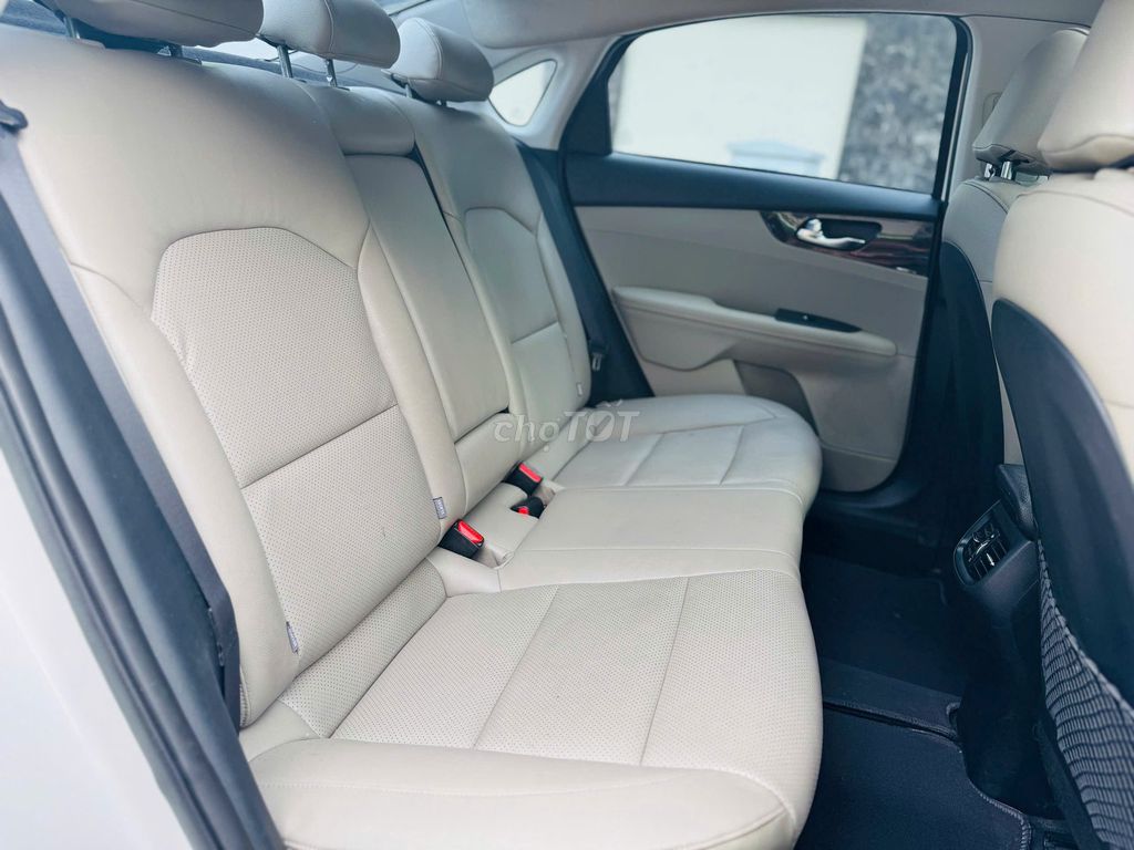 Kia Cerato 2020 1.6 AT Luxury 74.000 km. Mua bán Ô tô tại Quận 1 Tp Hồ Chí Minh được đăng bởi TÂN TỨ QUÝ hình 12