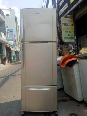 Thanh lý tủ lạnh hiệu Toshiba 305 lít