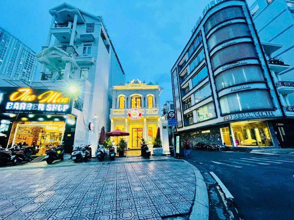 HẼM MẶT TIỀN BẾN VÂN ĐỒN VIEW QUẬN 1 VỊ TRÍ KINH DOANH PHÙ HỢP CHO THU. Mua bán nhà ở tại Quận 4 Tp Hồ Chí Minh được đăng bởi THÀNH NHÀ THẬT CHUYÊN Q4 hình 1