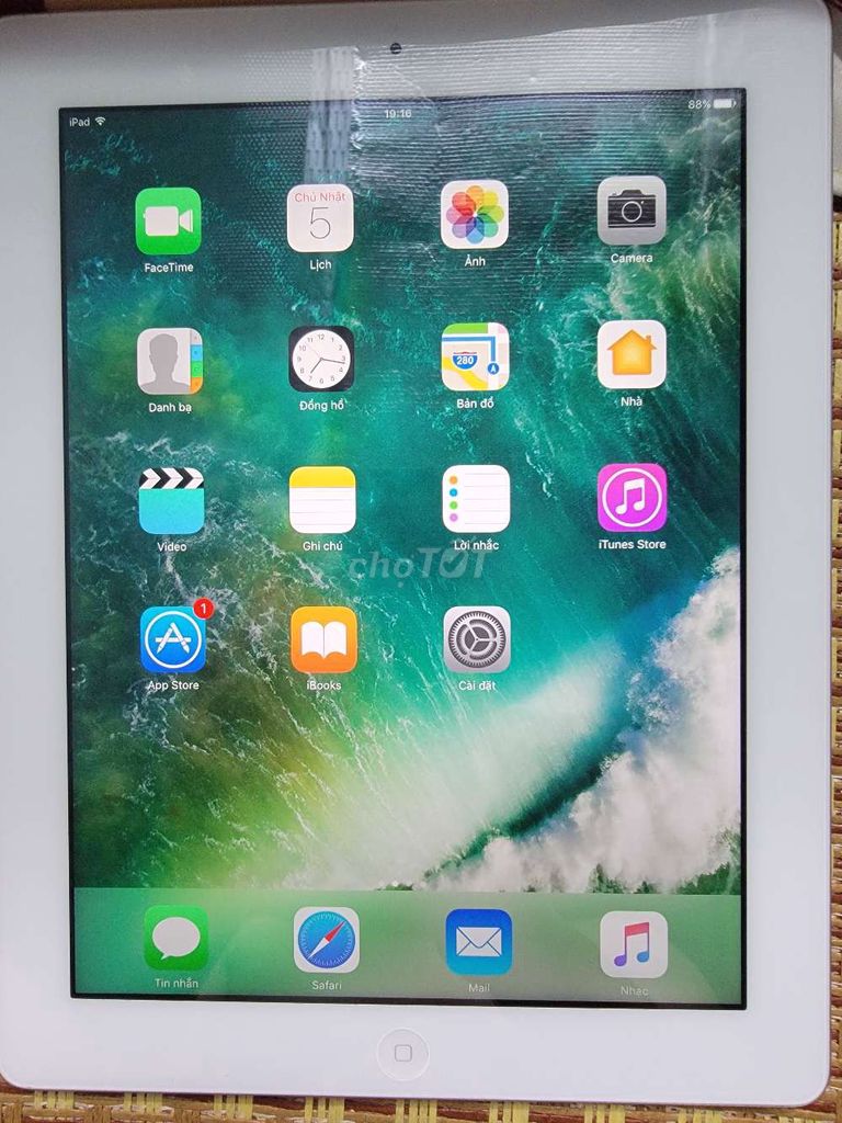 Apple iPad Trắng. Mua bán Máy tính bảng tại Huyện Hóc Môn Tp Hồ Chí Minh được đăng bởi Phong Le hình 1