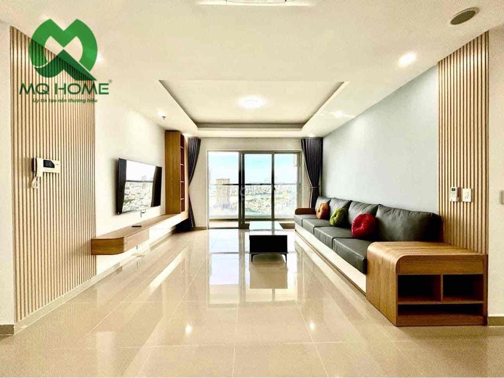 Cho thuê căn 3PN chung cư Blooming Tower 130m2 view biển cực đẹp