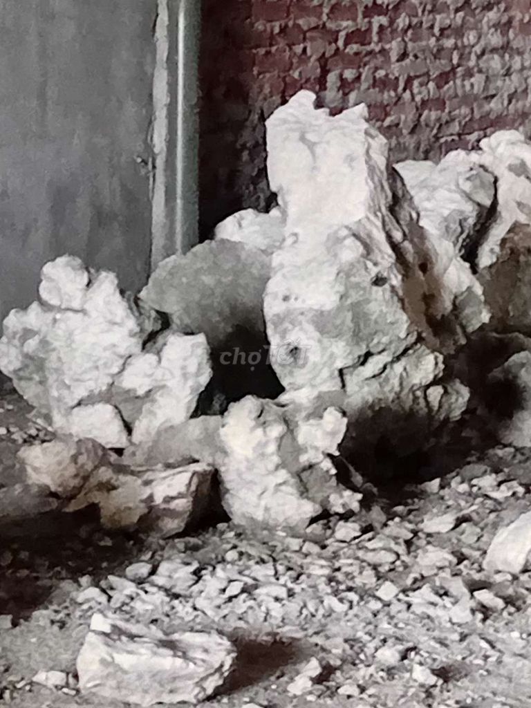 Đá non bộ Trắng xám. Mua bán Cây cảnh, đồ trang trí tại Quận Hai Bà Trưng Hà Nội được đăng bởi NON BỘ MIỀN ĐÔNG hình 1
